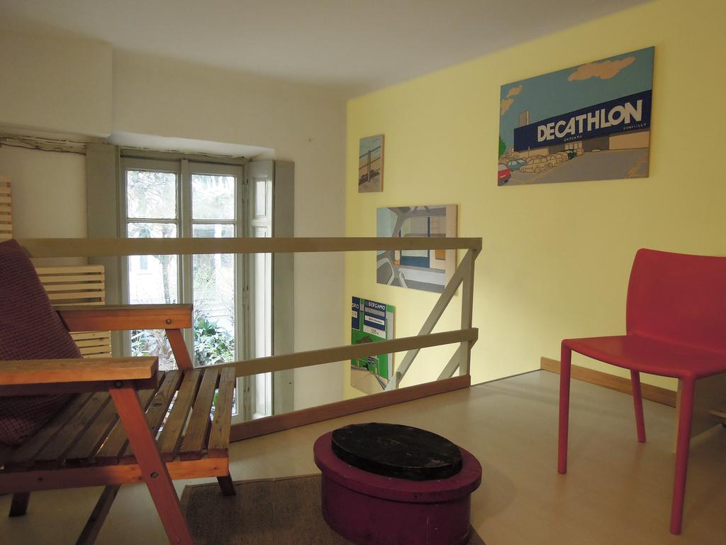 V12 Design Apartments — Photos 1